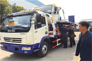 荔波汽车道路救援拖车价格